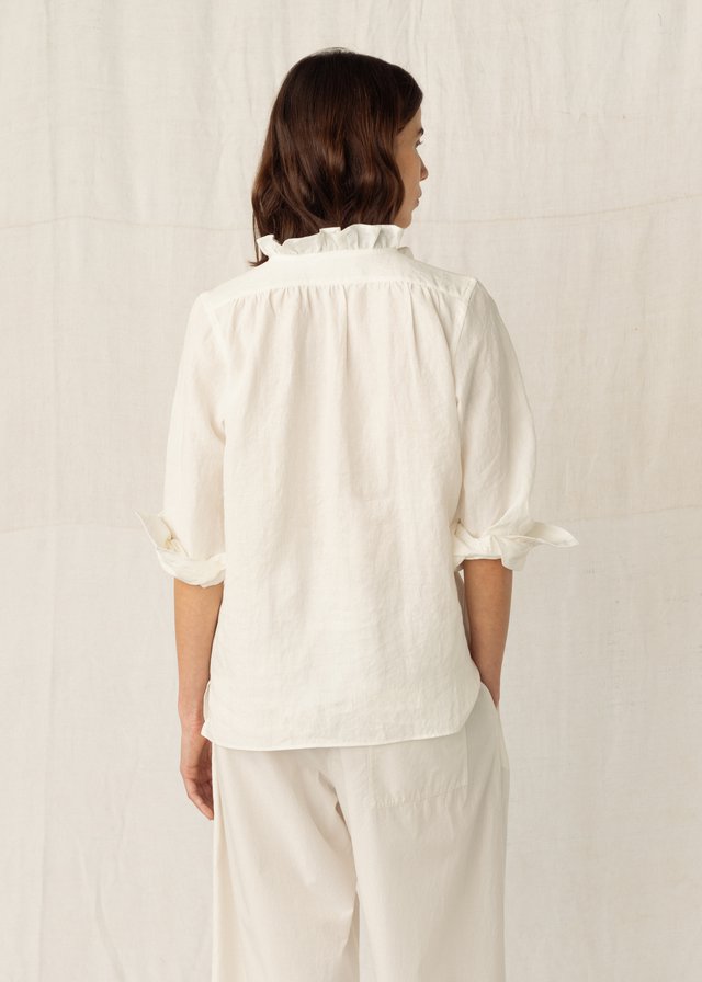 Aimé_Alma Linen Shirt_White_05.jpg