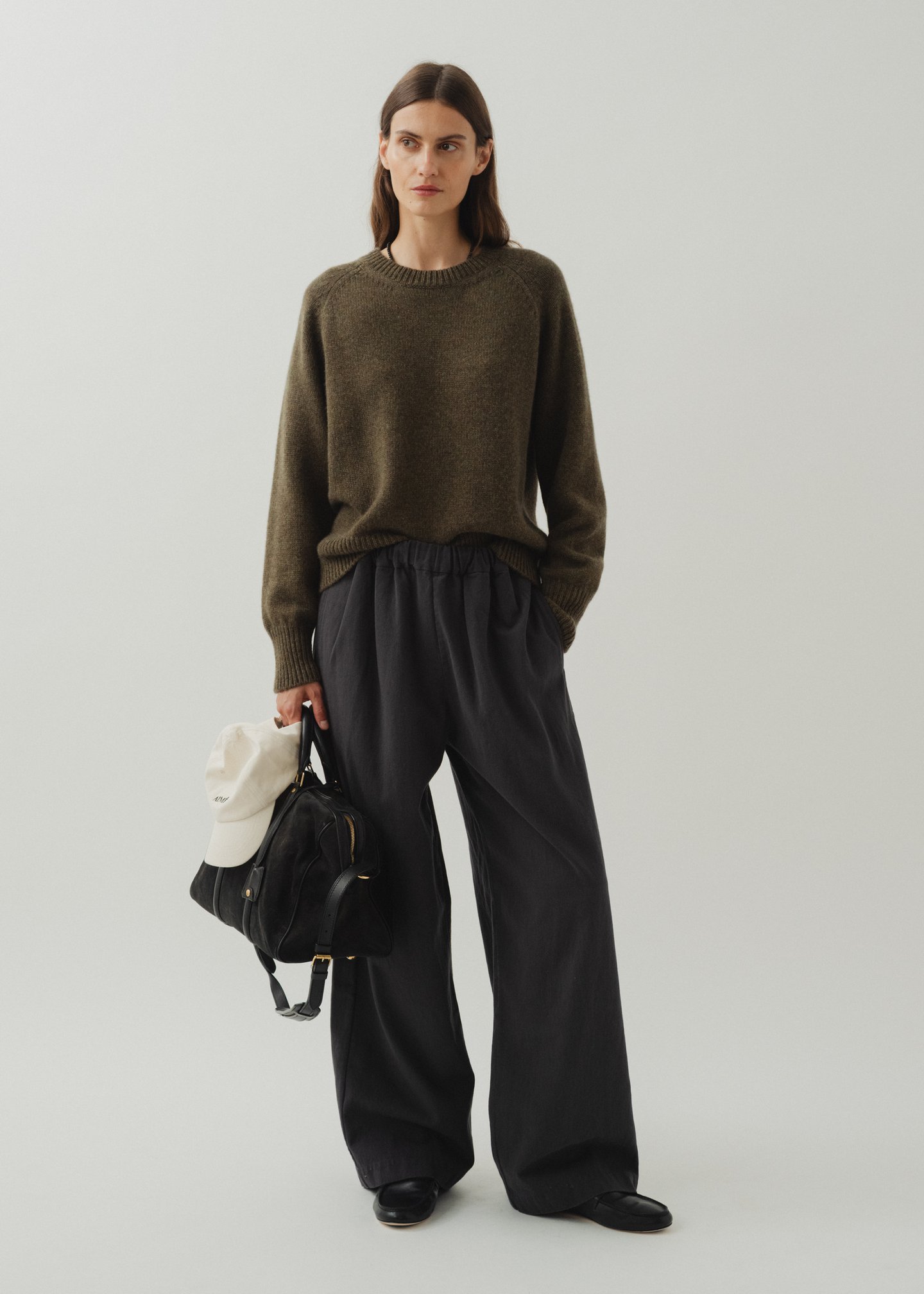 Aime_Auteuil_Cashmere_Khaki_01.jpg