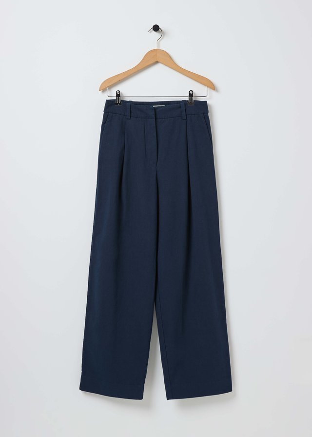 Aime_Drake_Cotton_Trousers_Navy_01.jpg