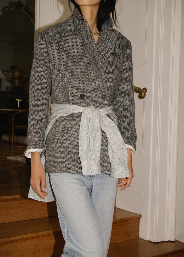 Aime_Faye Jacket_ Black Harris Tweed_02_.jpg