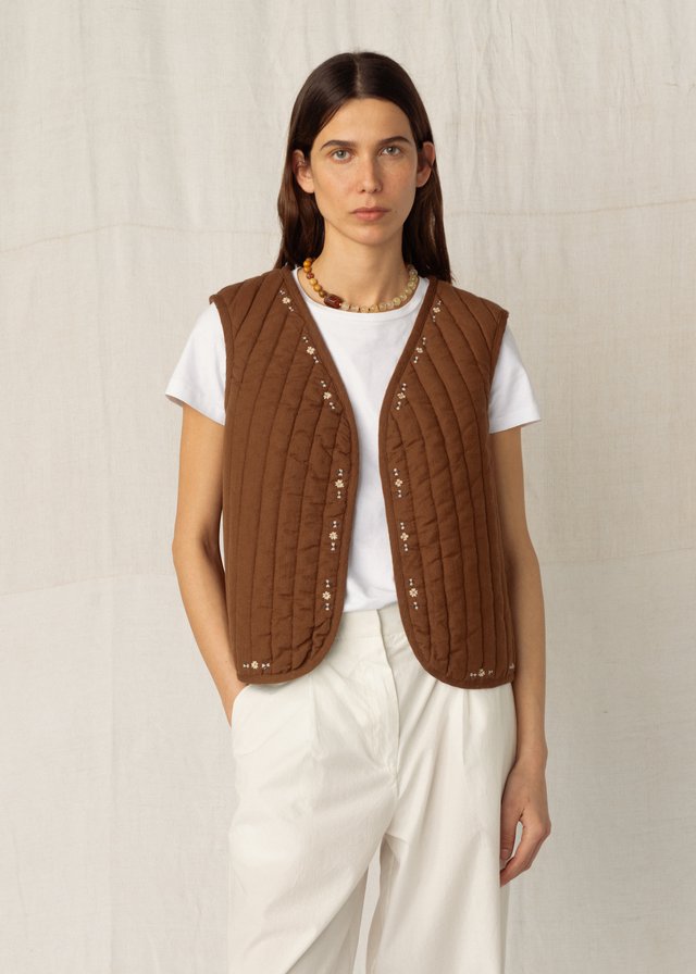 Aime_Frankie Gilet_Chestnut_3.jpg