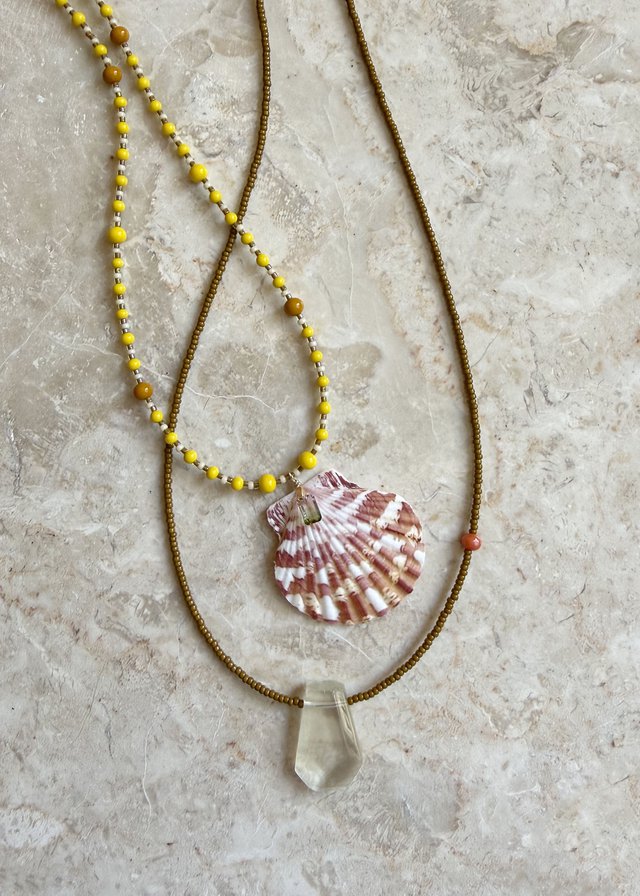 Milne Watson_Yellow Murano Shell Necklace_04.jpg