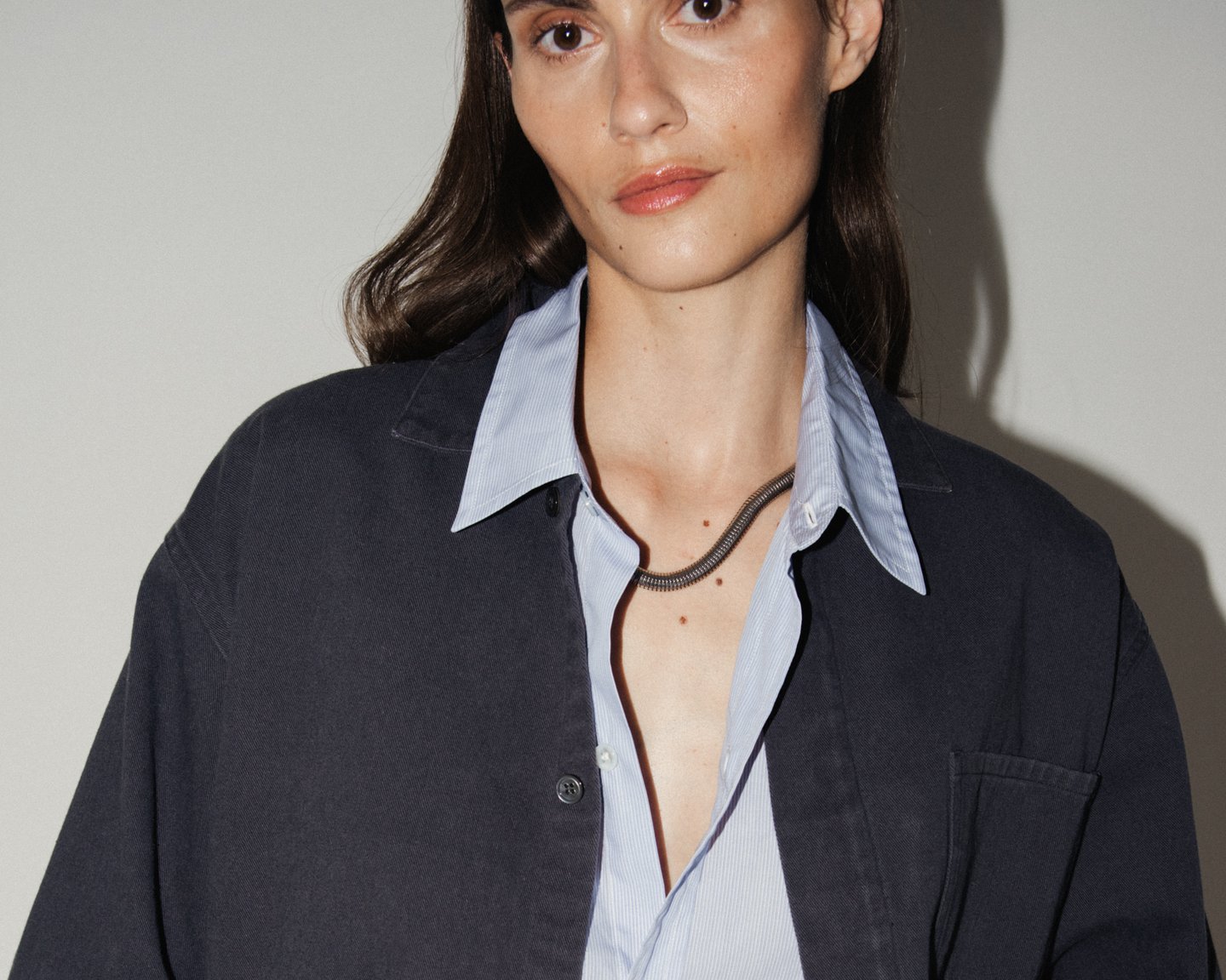 Aime_Demi Overshirt_Grey_landscape